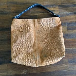 Brown leather shoulder bag